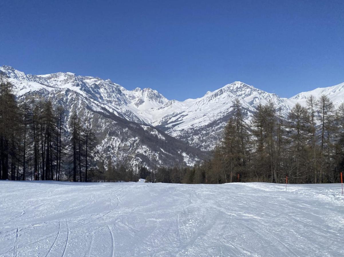 Bardo Escape Apartment Bardonecchia Luaran gambar